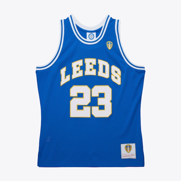 Leeds United Mitchell and Ness Nummer 23 Swingman Trikot 2025/26