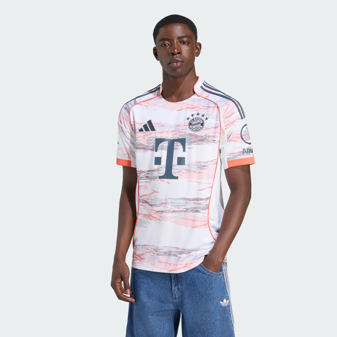 FC Bayern München Auswärtstrikot 2025/26
