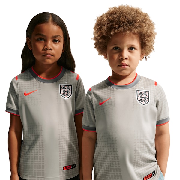 England Nike X Palace PRE Match Trikot Zinnfarben Kleinkinder 2026