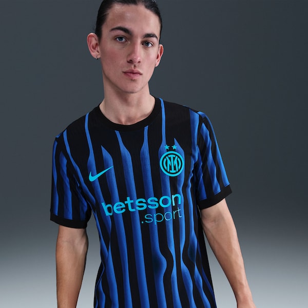 Inter Mailand Home Shirt 2025/26