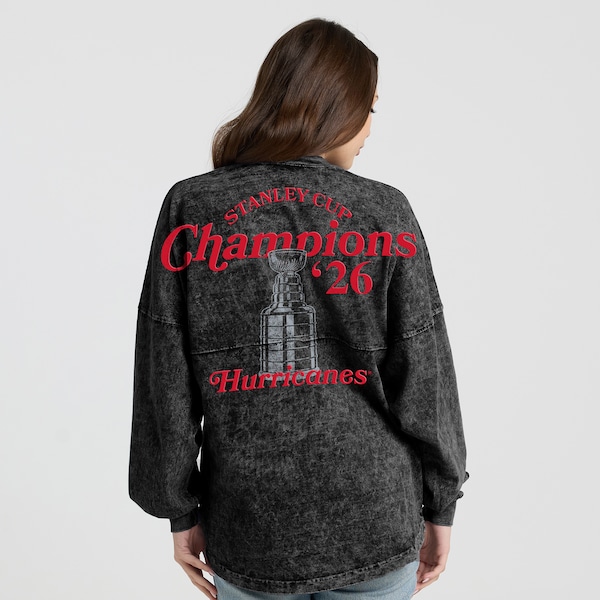 Fanatics Damen Langarmshirt „carolina Hurricanes 2026 Stanley CUP Champions Mineral Wash Spirit Jersey IN Schwarz 2026
