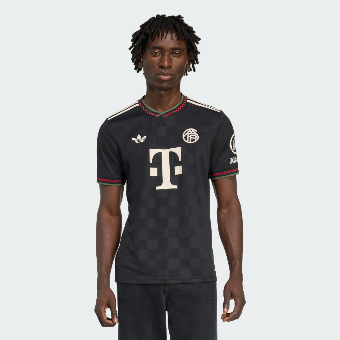 FC Bayern München Ausweichtrikot 2025/26